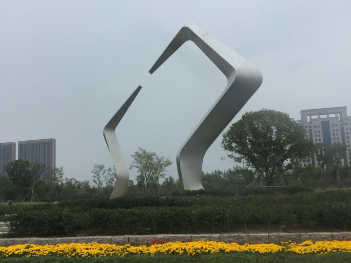 地標類不銹鋼雕塑的五種表現形式？